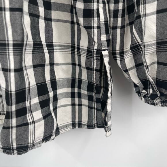 LOFT ANN TAYLOR Top Peplum Plaid Blouson Henley B&W Business Casual Size Small - Picture 8 of 11